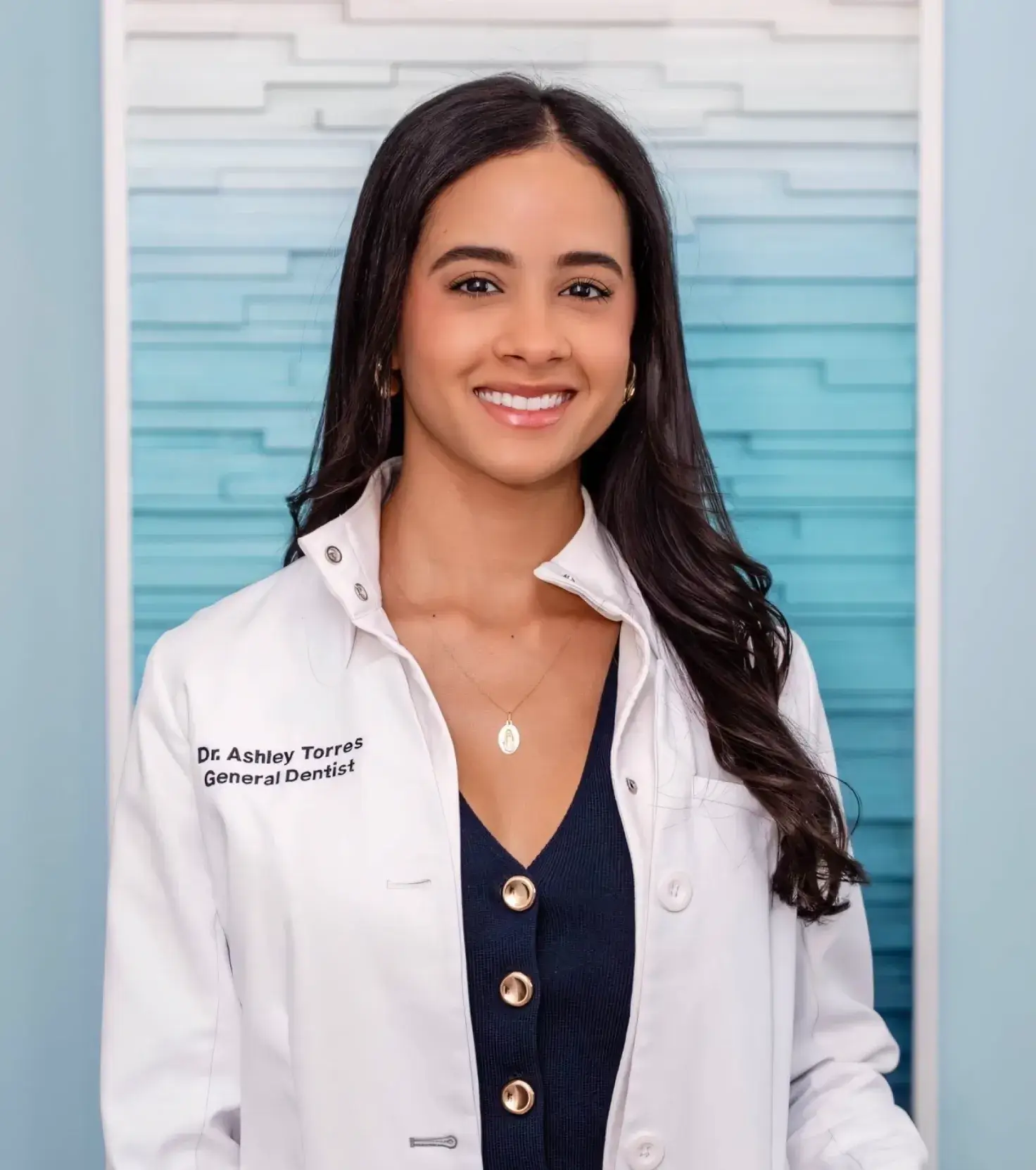 Dr Ashley Torres
