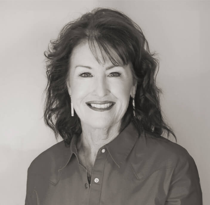 Maureen Whelihan Thumbnail The HRT Club