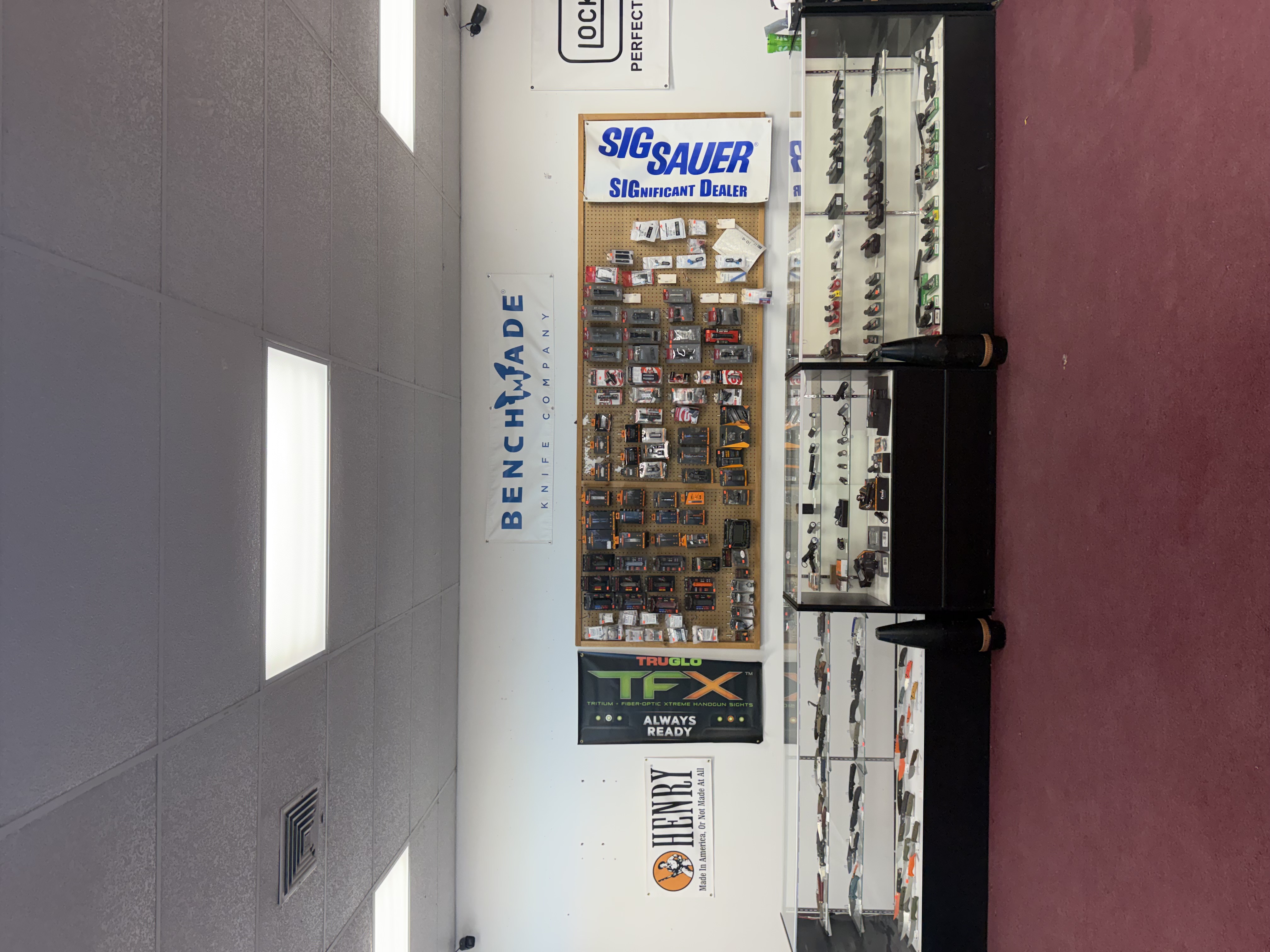 image of fleet lineup (for an aviation service)