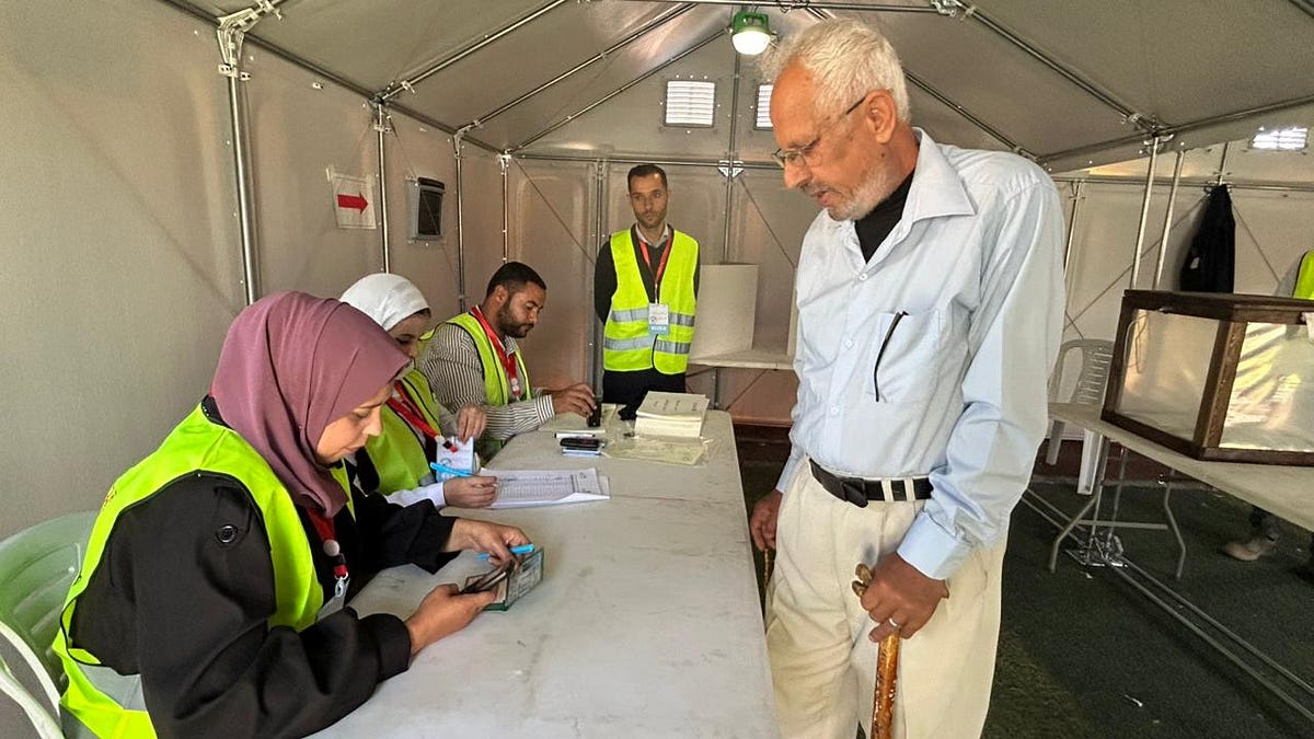 Gaza’s Deir Al-Balah Holds First Election Since 2005
