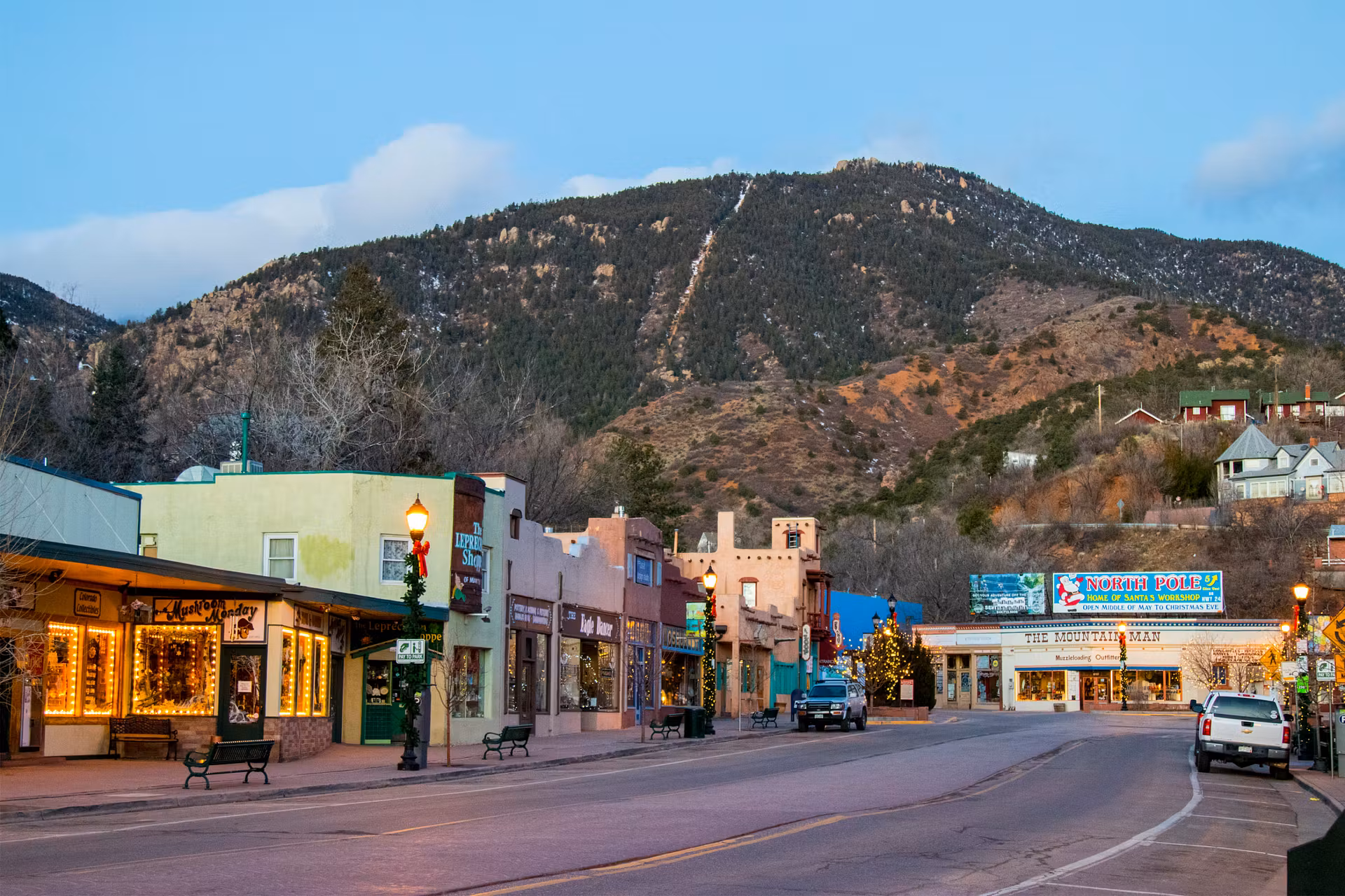 Manitou Springs Penny Arcade: Retro Fun for All Ages
