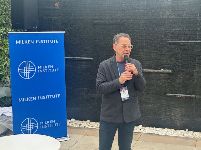 image of community gaming event (for a gaming and entertainment)