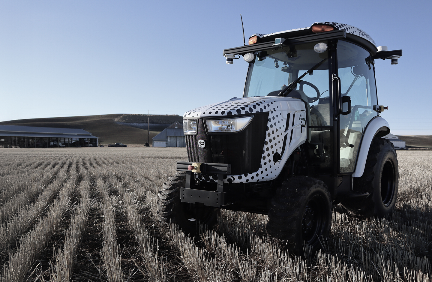 White tracker in the crops