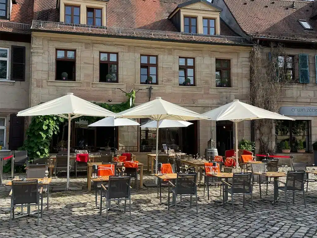 Die Sommerterrasse vor dem Restaurant Basilikum