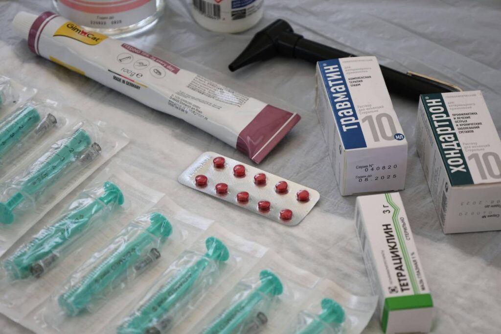 Medicines or Vitamis for health