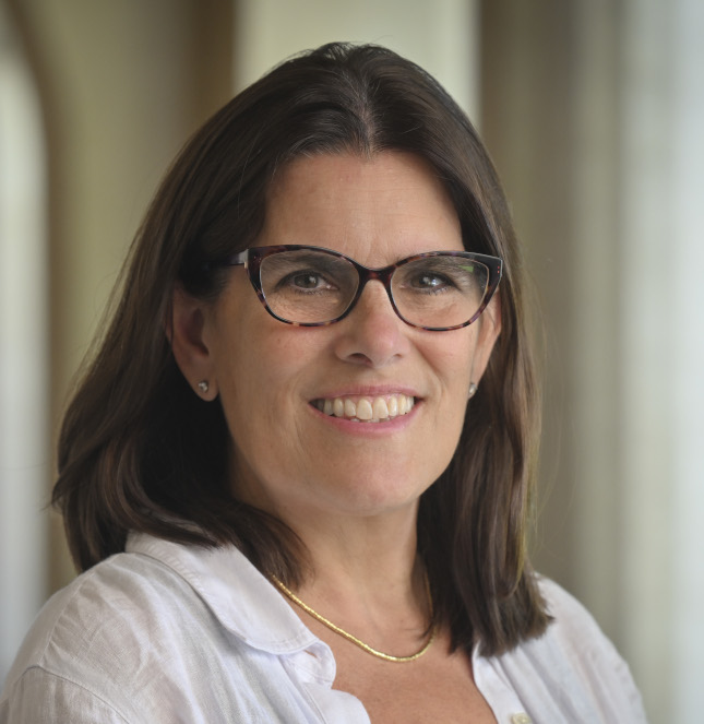 Photo of Sara Singer