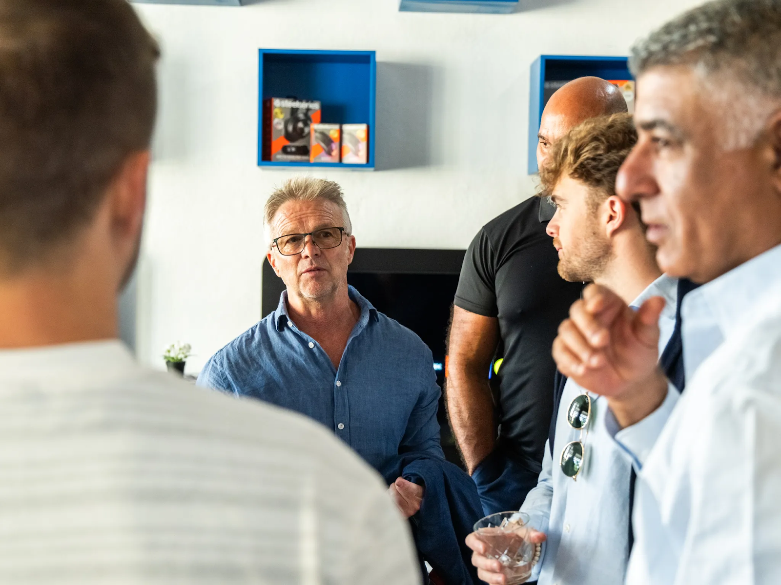 Offices and executive chairman at GAIMIN 