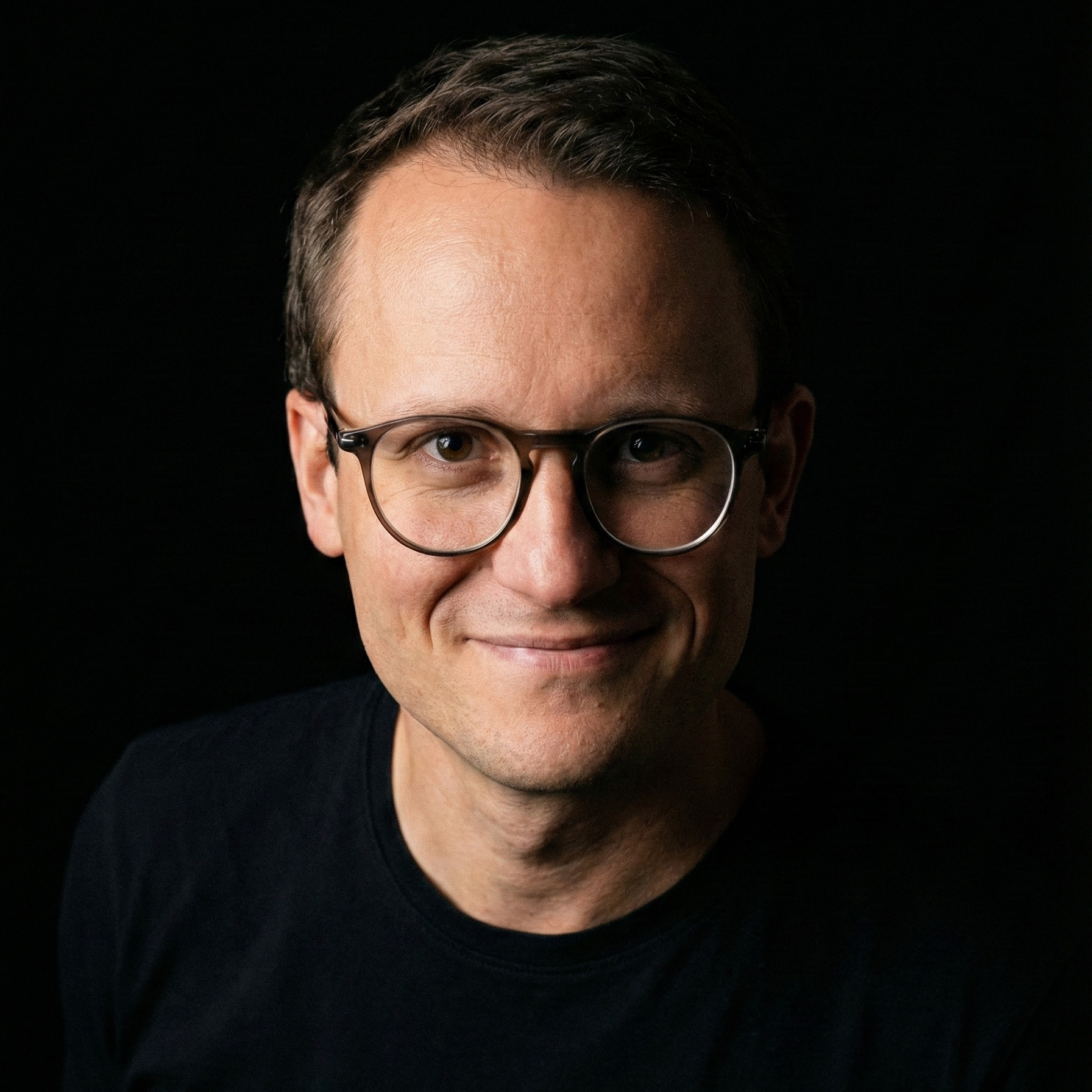 Photo of the founder Alexander Ostrowski, frontal view