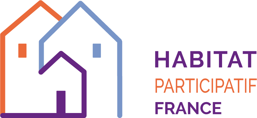 Logo de Habitat Participatif France avec trois maisons stylisées entrelacées en orange, bleu et violet à gauche et le texte Habitat Participatif France à droite.