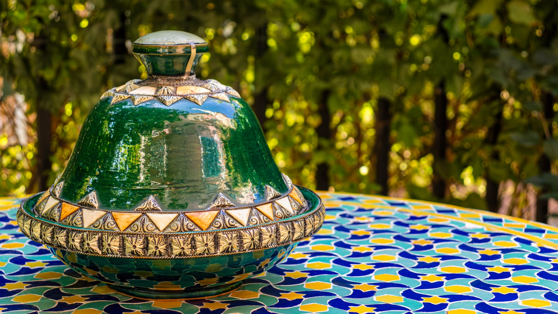 Tamegroute Morocco green pottery artisan