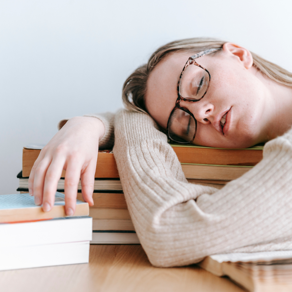 When tired and fatigue most people move less. Unfortunately this is the opposite of what should be done. Move more to feel better!