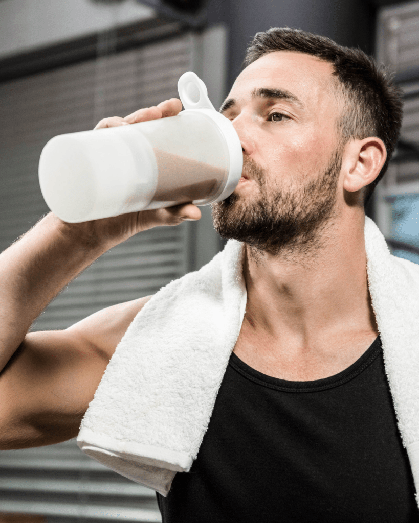 There are a lot of myths around protein timing, especially the anabolic window. We dive into what is worth focusing on protein wise.