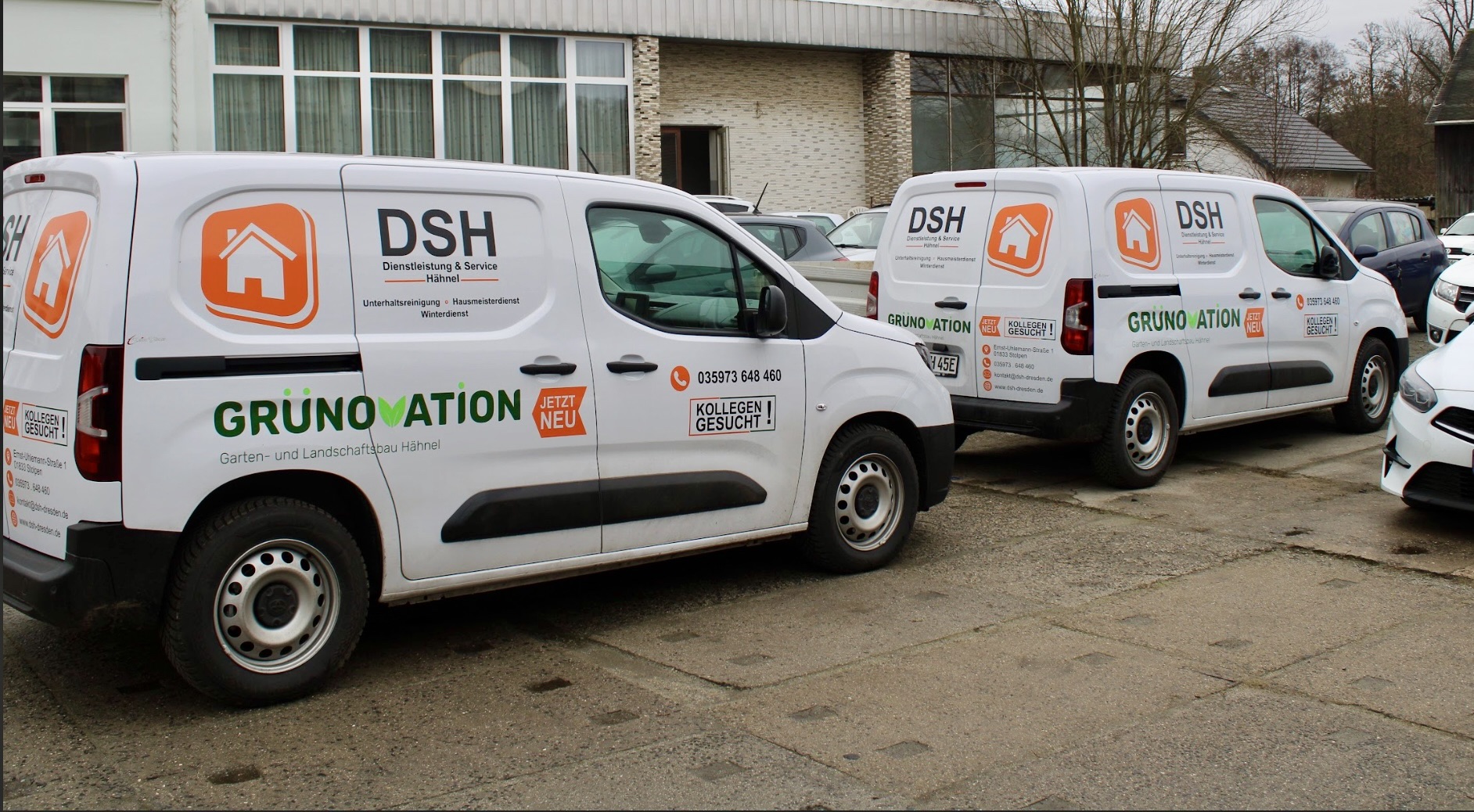 Ein Bagger der Grünovation GmbH.