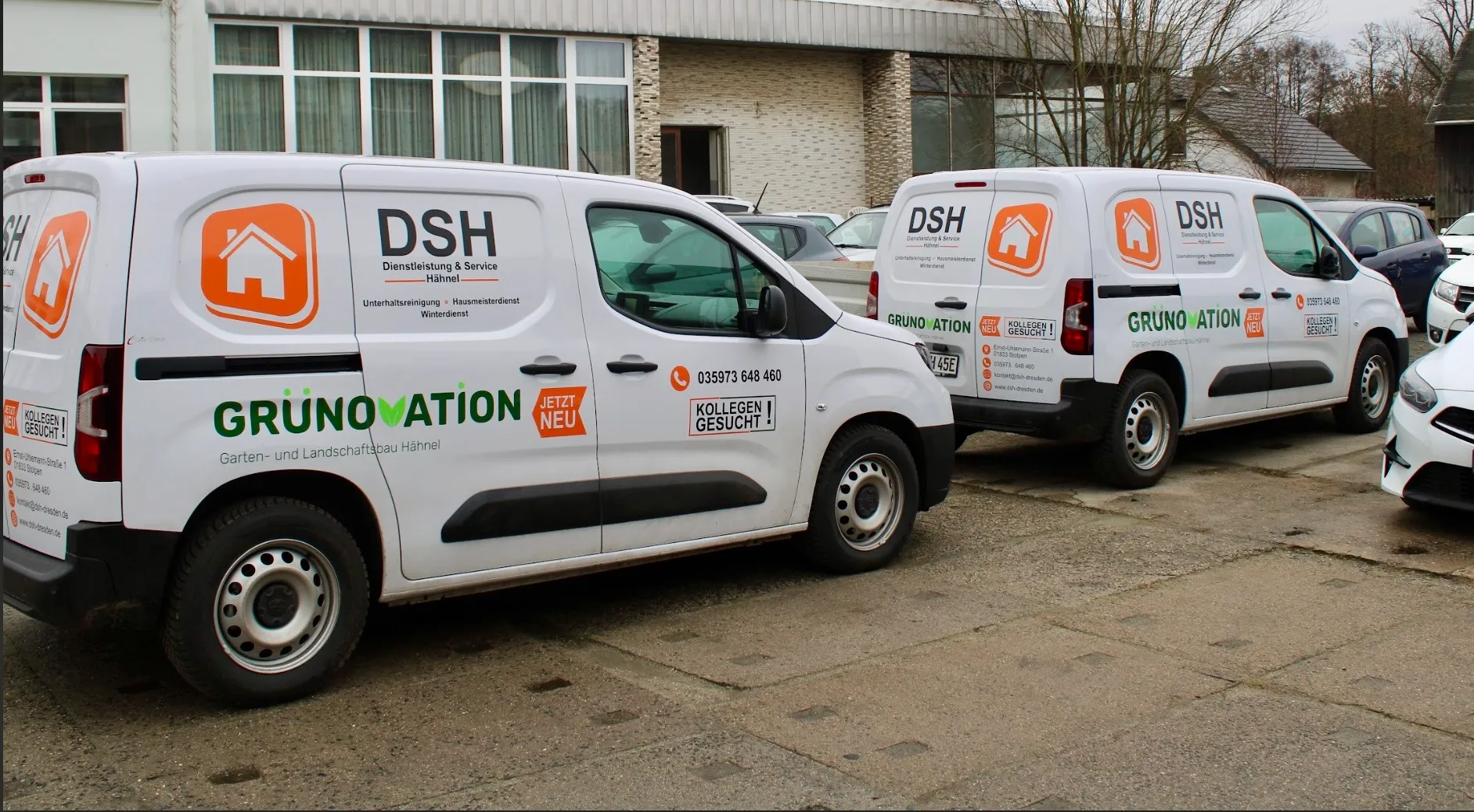 Ein Bagger der Grünovation GmbH.