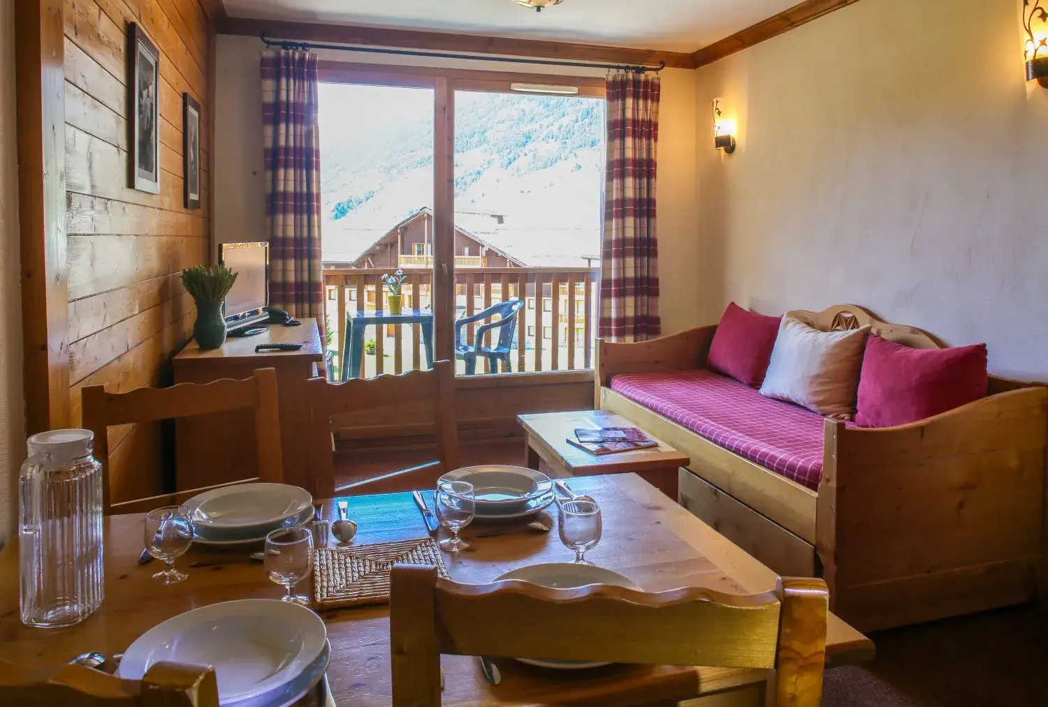 Living room at Les Alpages de Val Cenis