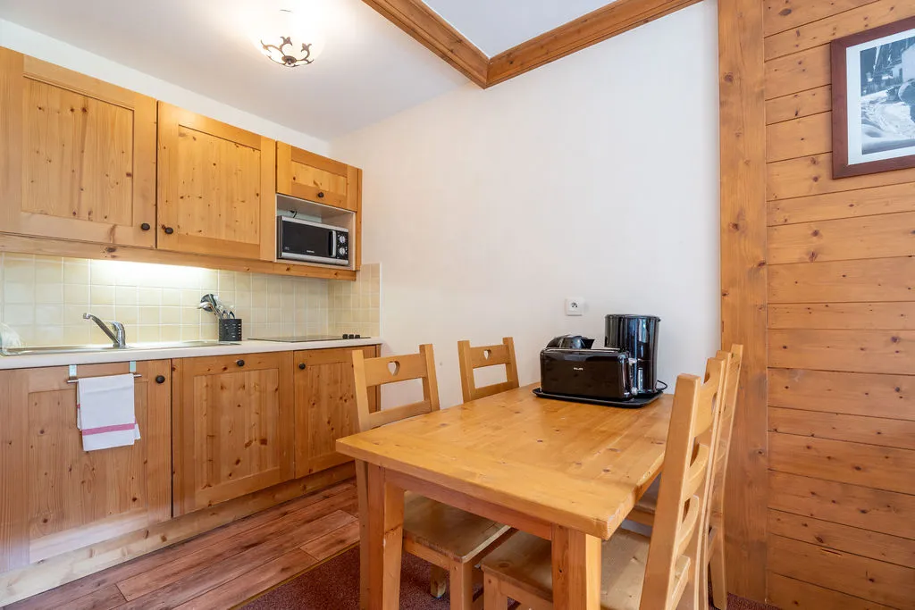 Kitchen of a 2- to 4-person apartment at Les Alpages de Val Cenis
