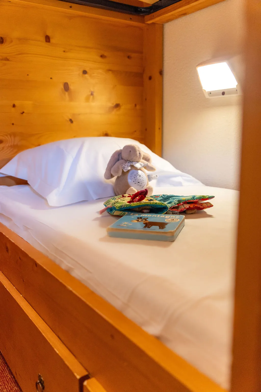 Second bedroom of a 4- to 6-person apartment at Les Alpages de Val Cenis