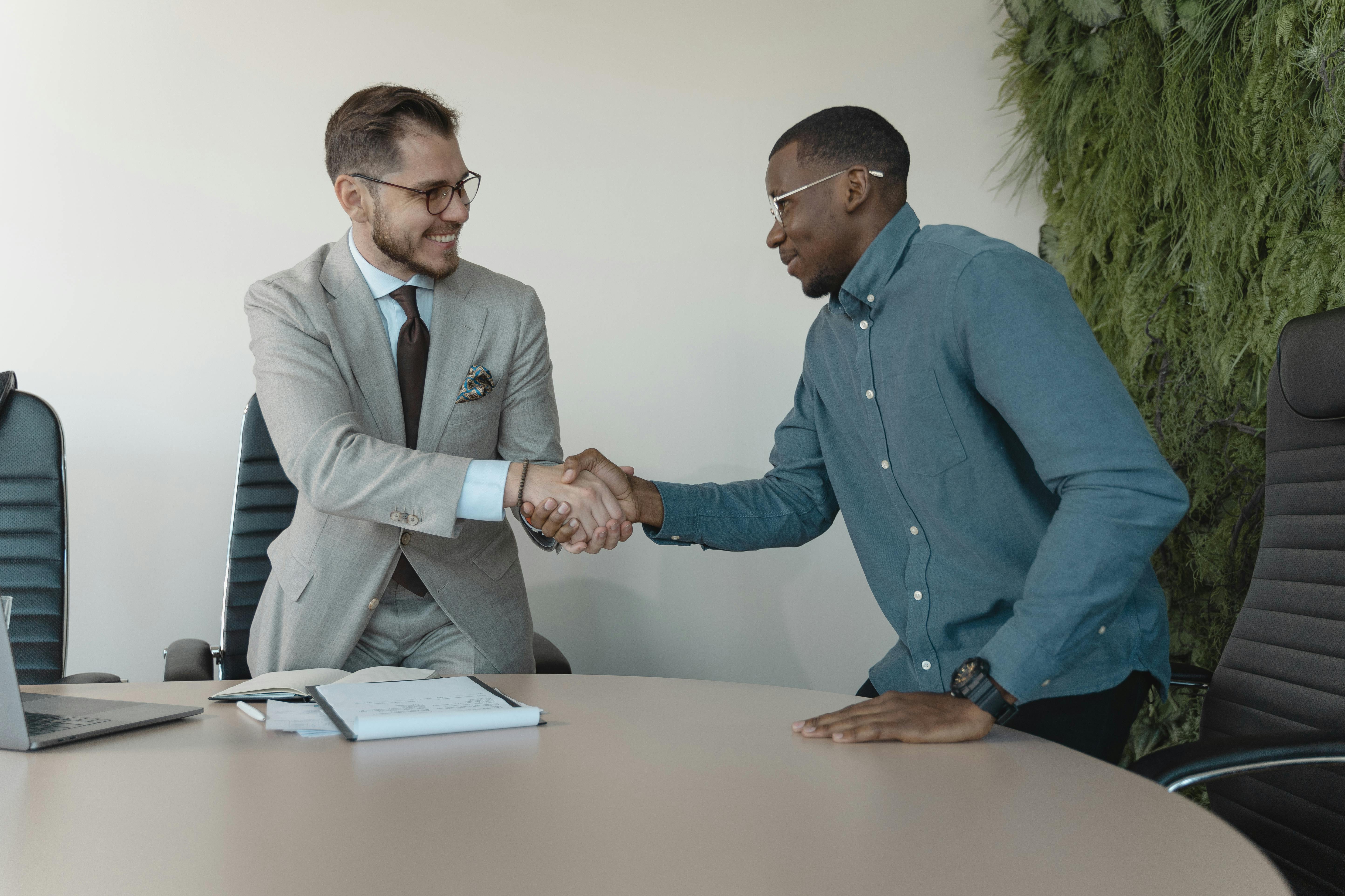 How to Ask Unique Interview Questions to Employers in Finance Interviews