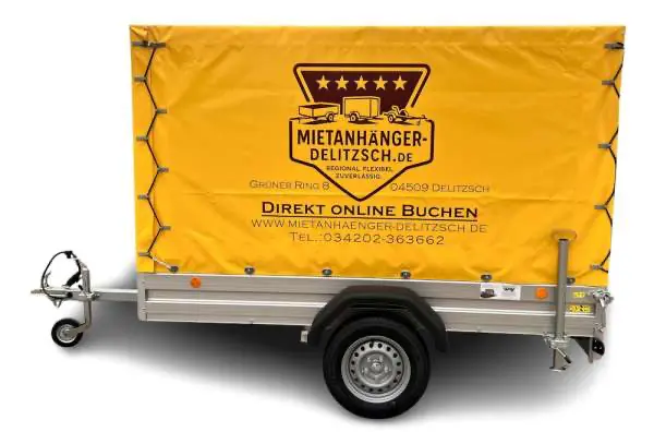 Kompakter Planenanhänger mit Auflaufbremse für wettergeschützten Transport. Innenmaß 2,52 x 1,30 x 1,55 m (H), Nutzlast 577 kg. Plane flexibel zu öffnen oder abnehmbar. Ideal für kleinere Umzüge, Möbel, Gartengeräte und Baumaterial. Mit PKW-Führerschein B fahrbar (max. 3,5t gesamt). 100 km/h zugelassen. Wendig, handlich, wetterfest.