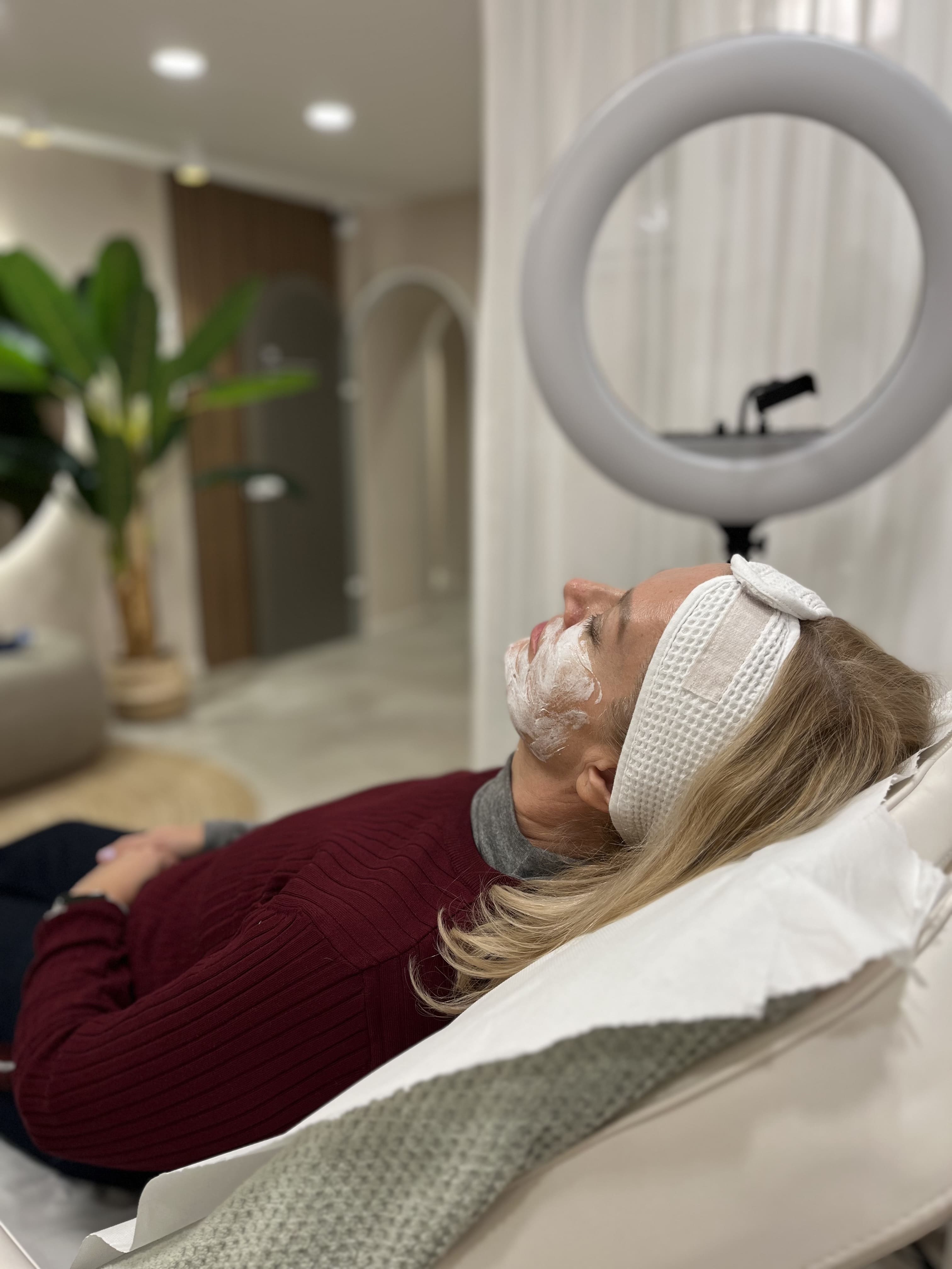 Skin boosters & biorevitalization