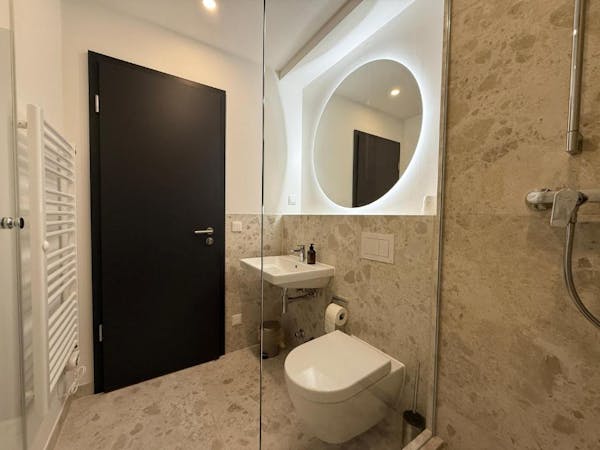 Hotel Room Slider Image Block