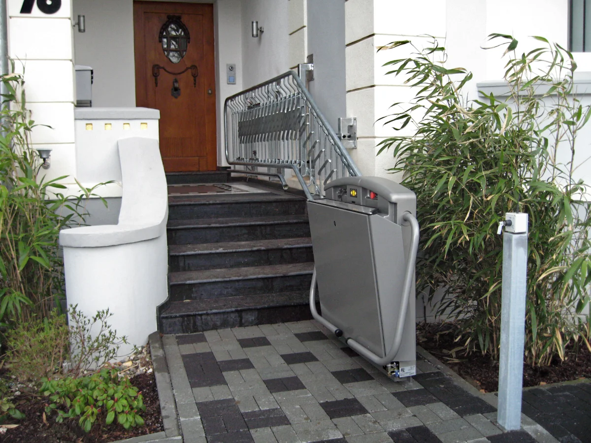 image of safety hazard identification (for a home inspector)