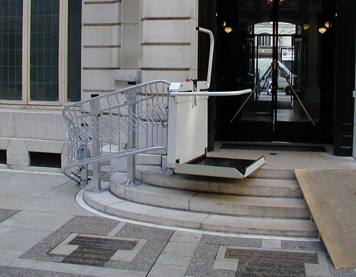 [headshot] image of customer