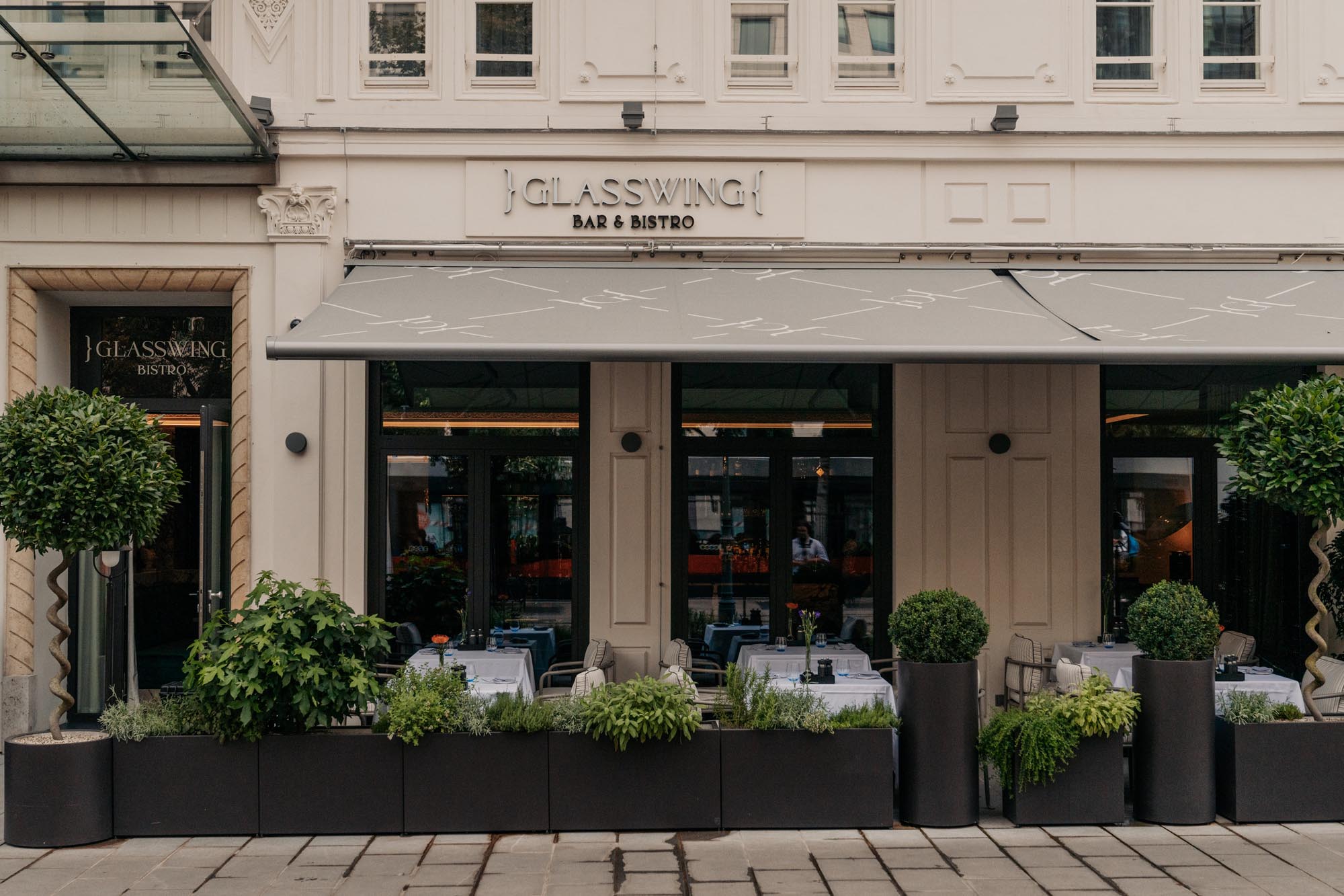 hotel exterior entrance with classic architecture