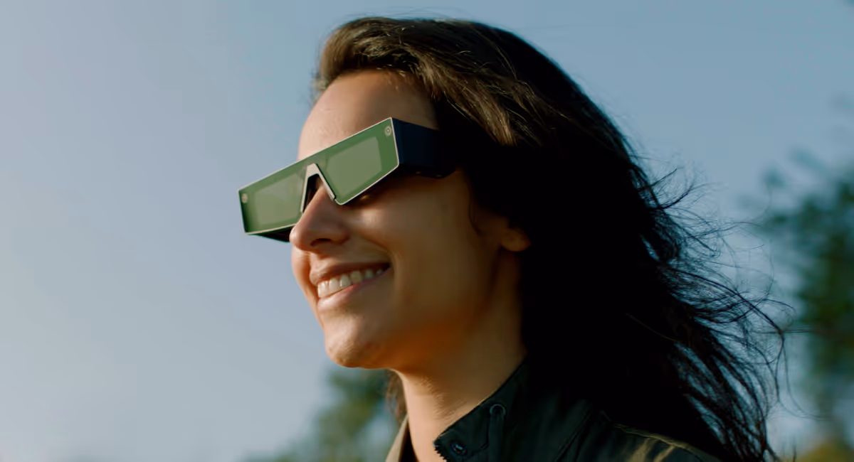 a woman wearing Spectacles 2021