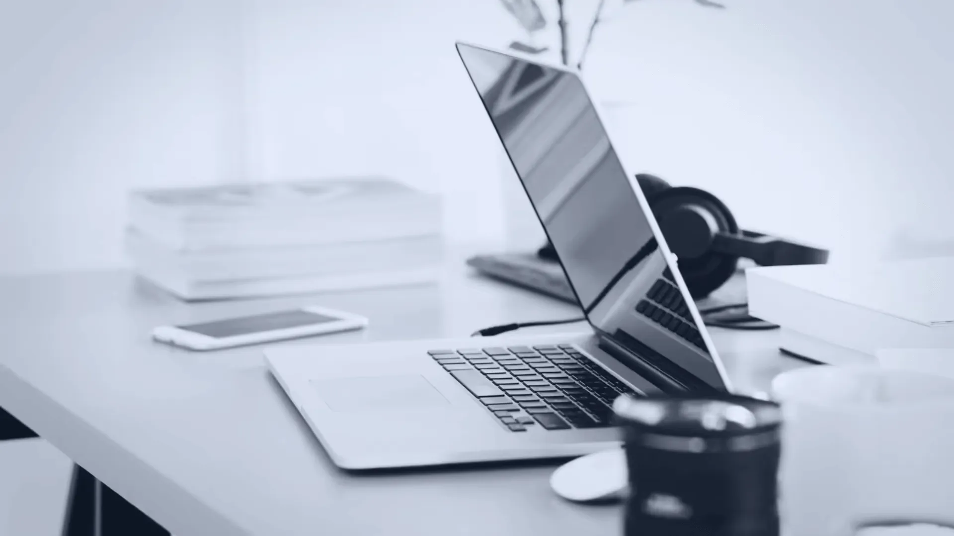 NEC Contract Management and Contract Management in Construction