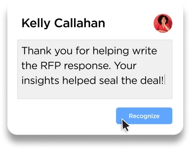 Message de reconnaissance numérique de Kelly Callahan remerciant pour l'aide apportée à la réponse à l'appel d'offres et saluant analyses ont permis de conclure l'affaire, avec le curseur sur le bouton « Reconnaître ».