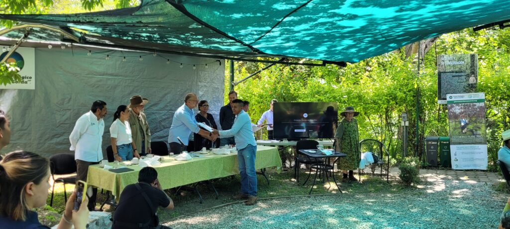 Landowner in Centro Tierra, Jalpan
