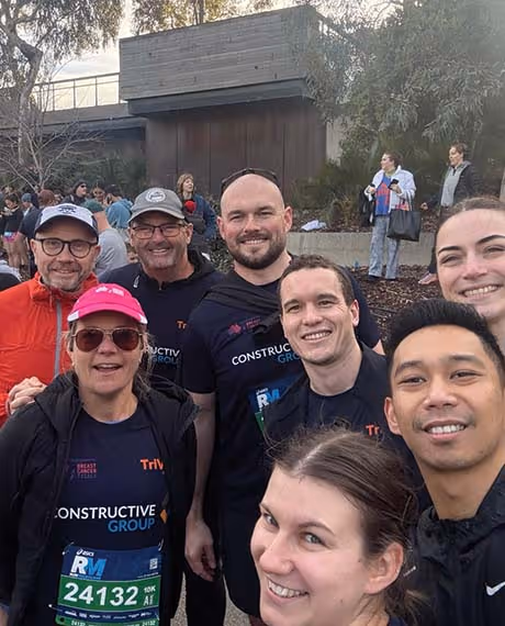 team fun run group photo