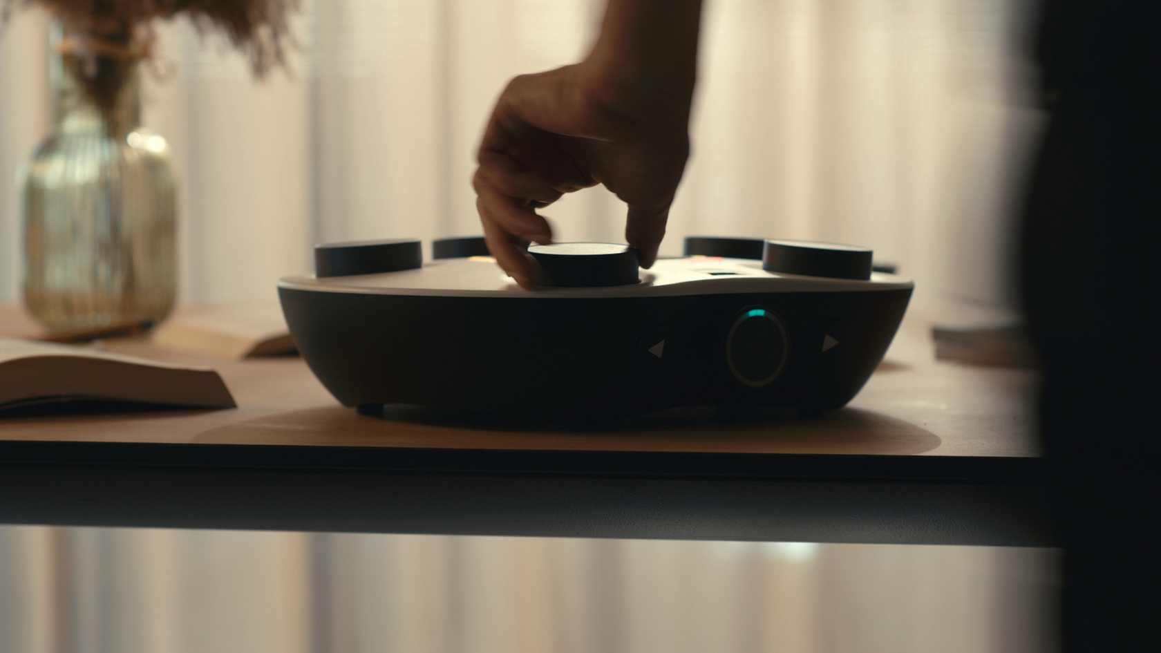 Manipulation d'un module du Maestro, dispositif de jeu sonore et interactif Ludinnov