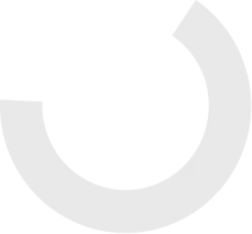 Light gray circular arc on black background with a small segment missing on the left side.