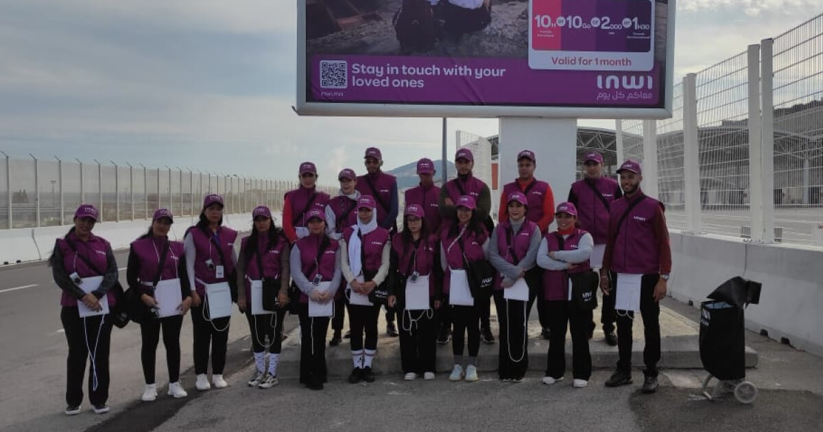 Opération Brigade INWI Distribute SIM Cards to MRE at Tanger Med Port