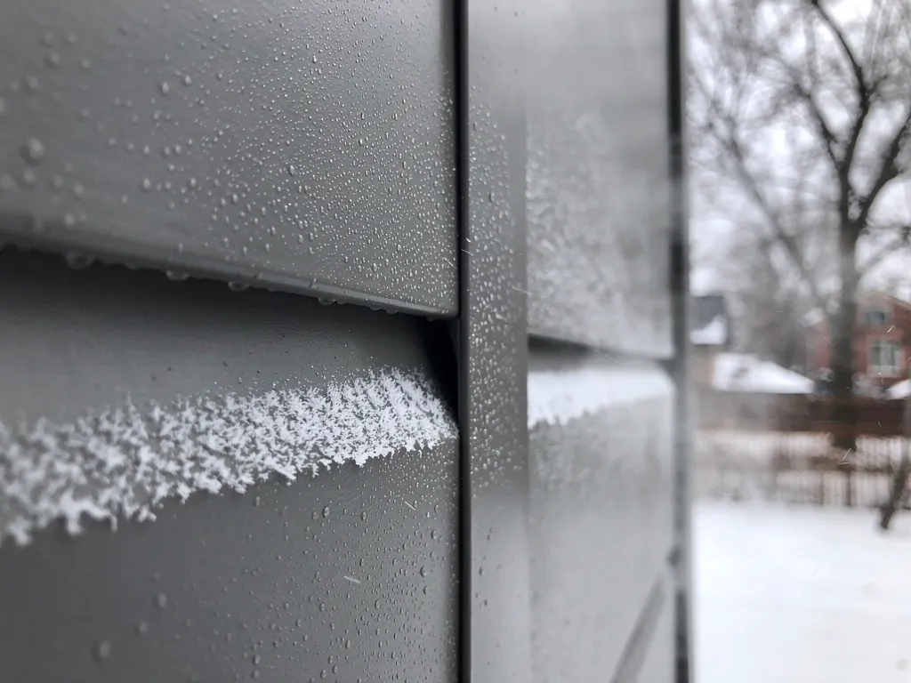 How Does James Hardie Siding Hold Up Against Toronto's Climate Conditions