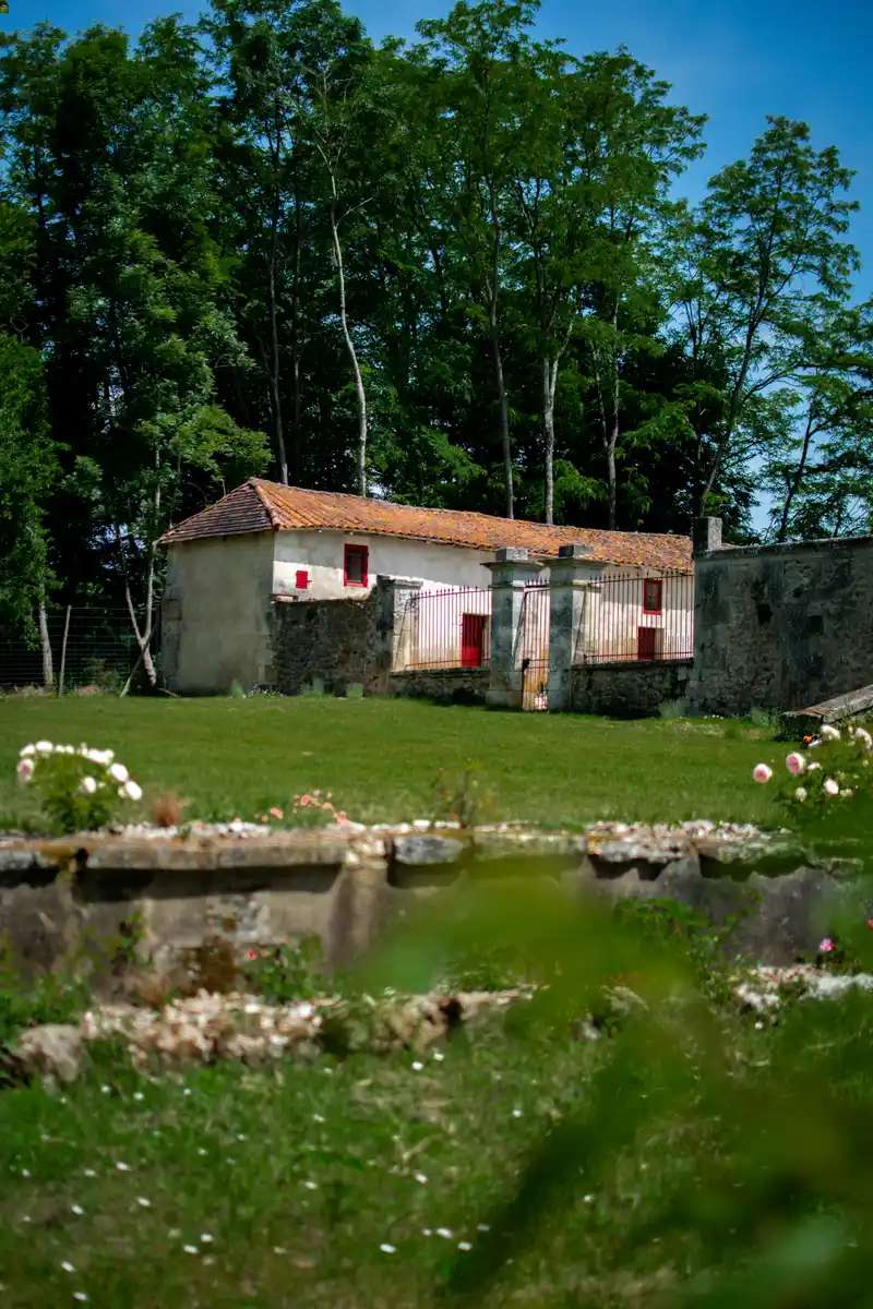 Maison du périgord avec Jardin entretenu