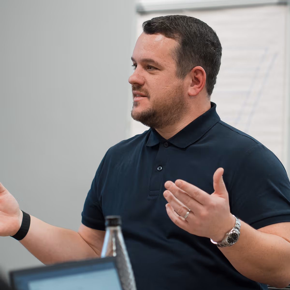 Jamie speaking at business mastermind