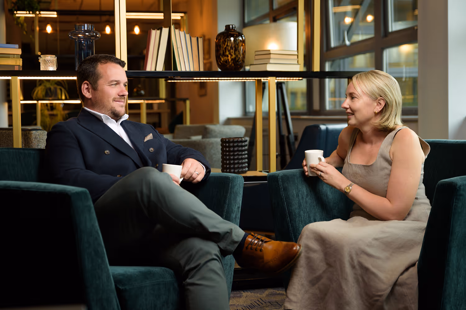 Jamie and Victoria having coffee