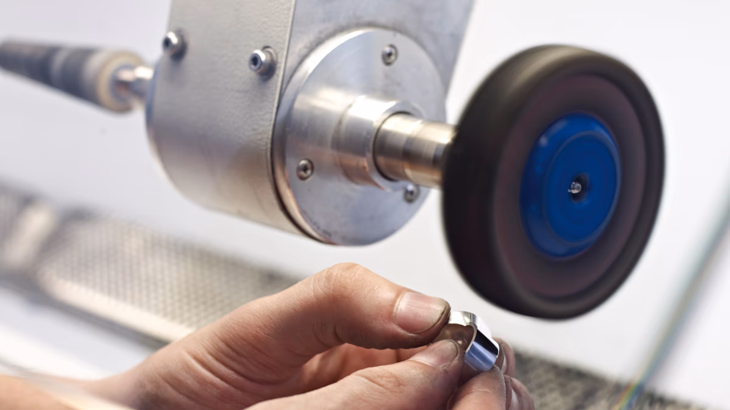 Firmacast polírozásról fotó