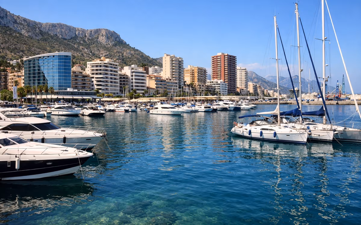 Puerto y zona portuaria