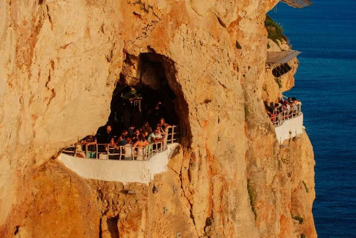 Grotte Cova d'en Xoroi