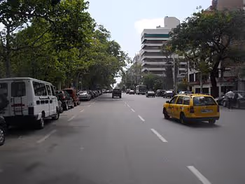 taxi sur une route
