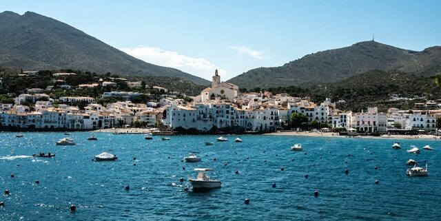 ville de Cadaquès - vivre sur la Costa Brava
