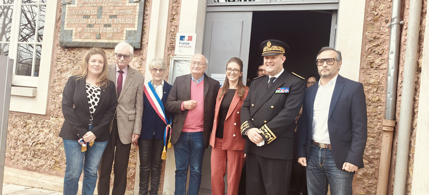 Photo de l'inauguration du Pimms Médiation 3 Villages dans les Yvelines