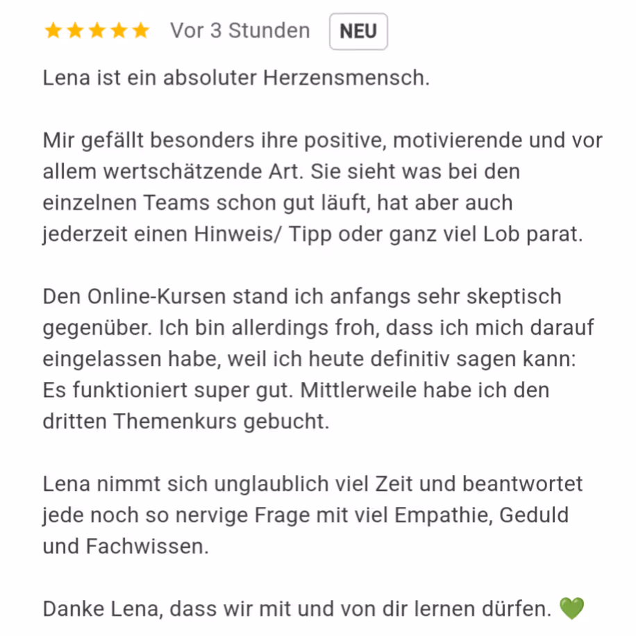 Positive Google Rezension über die empathische und kompetente Art von Lena Standke sowie die Wirksamkeit ihrer Online-Kurse im Hundetraining