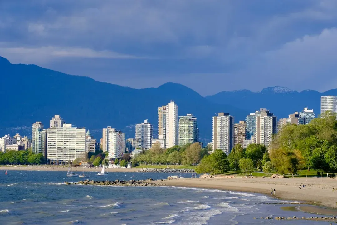 Kitsilano Beach