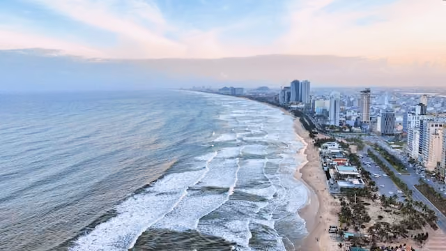 Da Nang coastline in Vietnam for an article about traveller's diarrhoea recovery