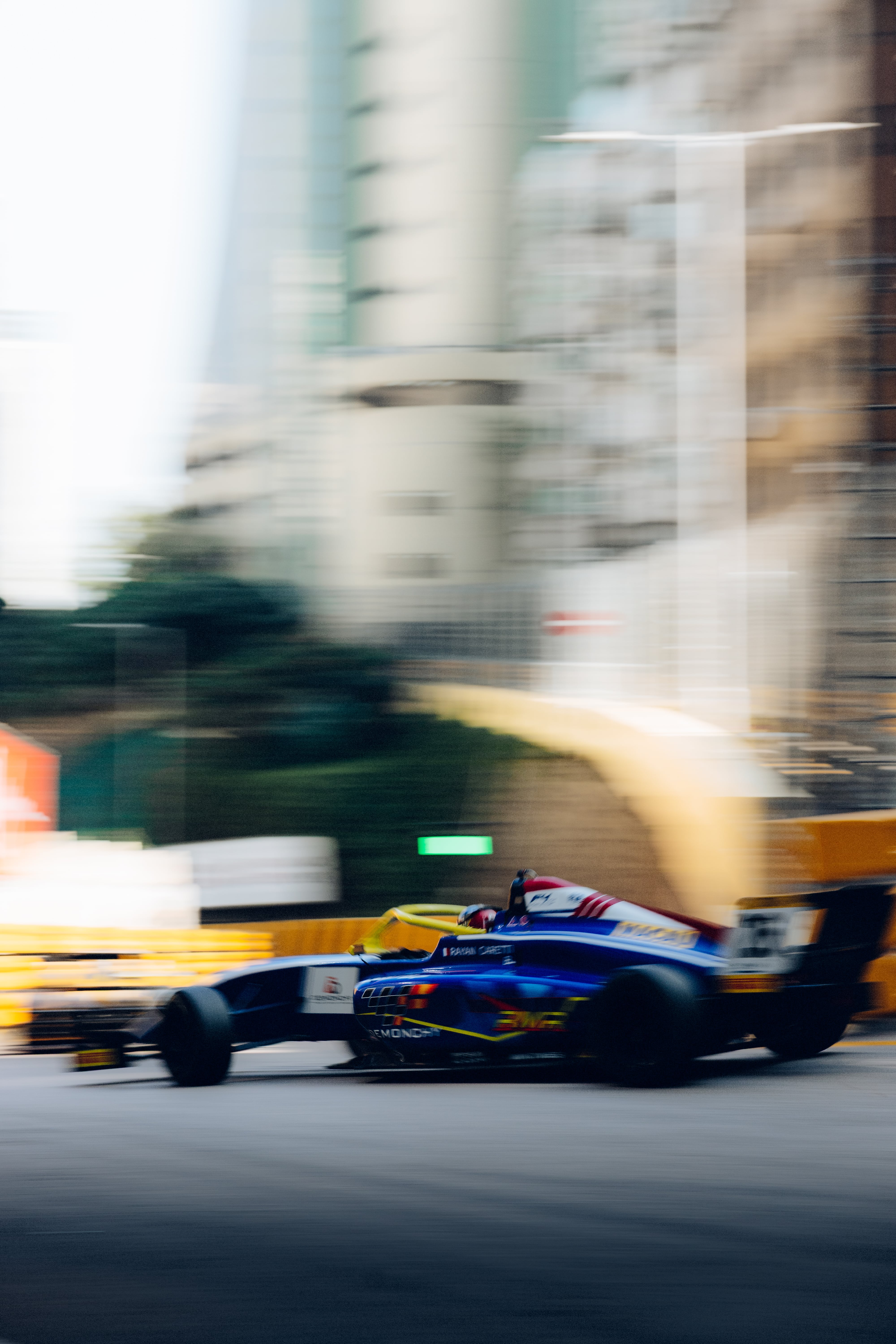 Rayan Caretti racing in Macao 